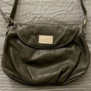Marc by Marc Jacobs Classic Q Natasha Crossbody Bag (olive green)